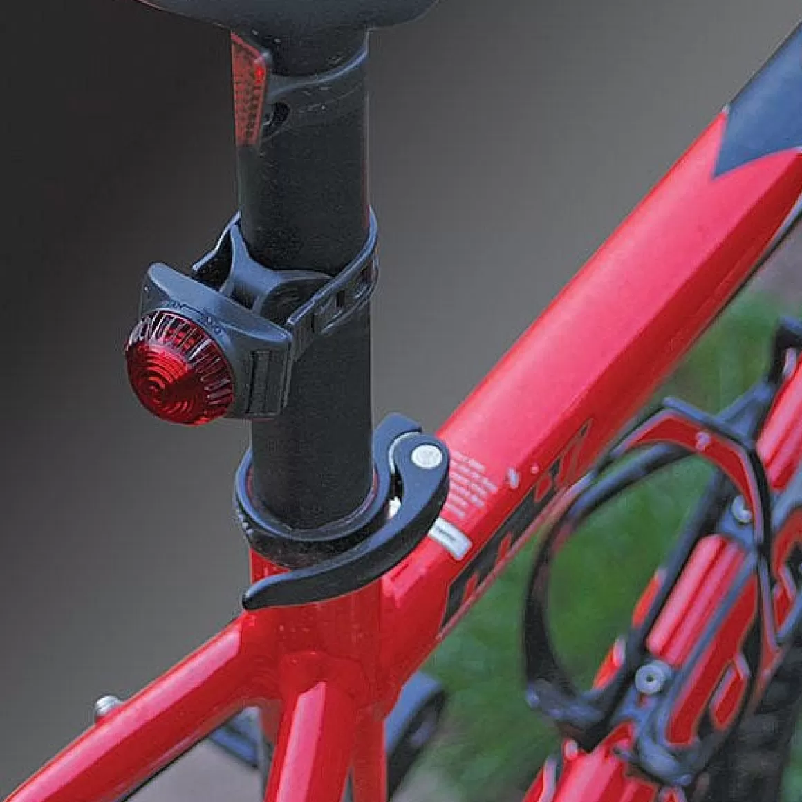 Adventure Lights Torches & Lighting> Guardian Led Bike Light Red